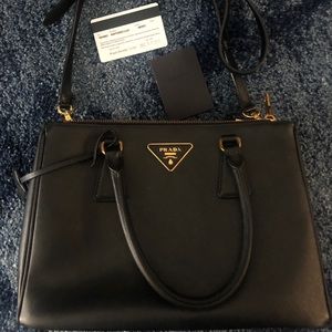 Prada Galleria Saffiano Lux Dbl Zip Tote Bag Black